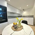 Buda Heaven - Modern Apt